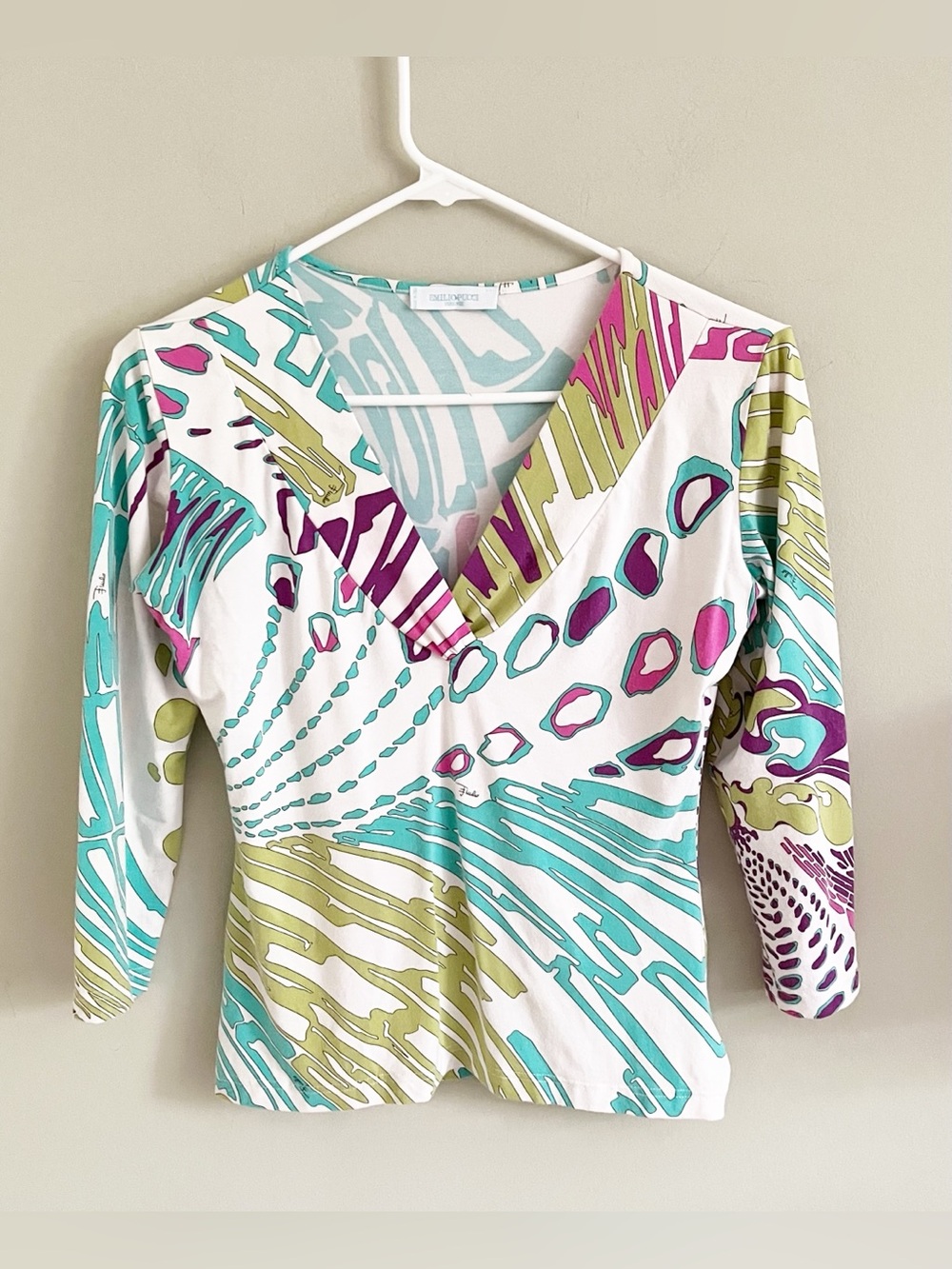 Emilio Pucci vintage abstract brightly colored 3/4 length sleeve top